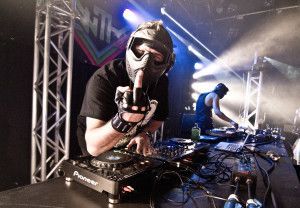 Cyberpunkers_NRFmagazine