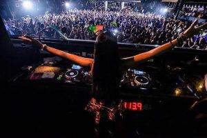 Fatima Hajji -Taikatta Show 7 @ CODE 100 Fabrik_NRFmagazine