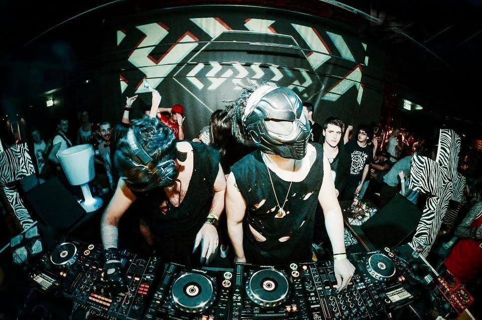 Cyberpunkers_NRFmagazine