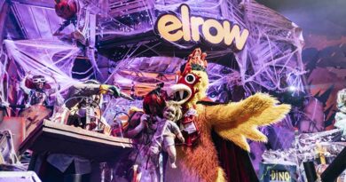 Horroween de elrow en Valencia con una escenografía inspirada en Halloween